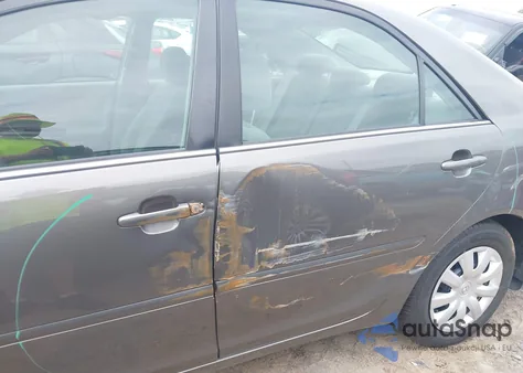 2005 Toyota Camry Std from USA, damaged, VIN 4T1BE32K45U566510